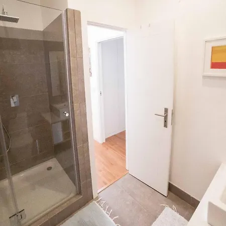 Flh Anjos City View Апартаменты *